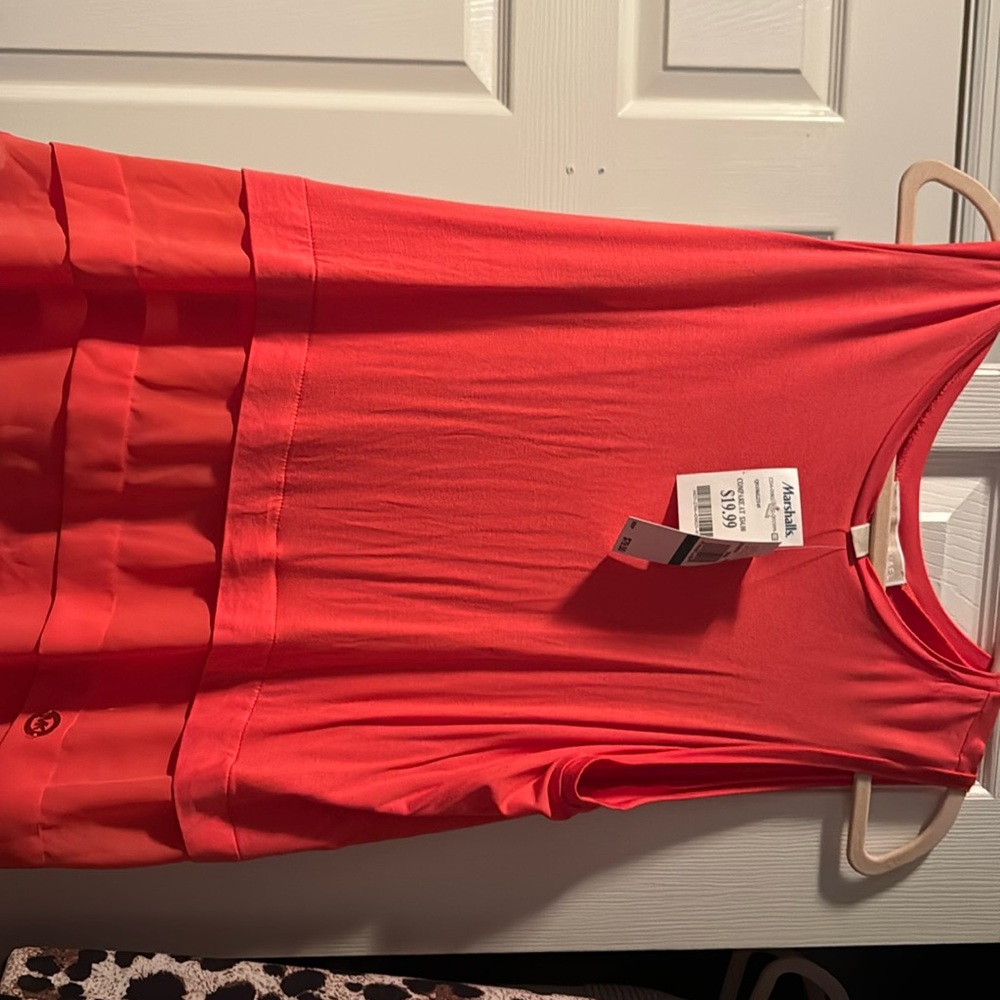 Michael kors coral tank top size Large NWT